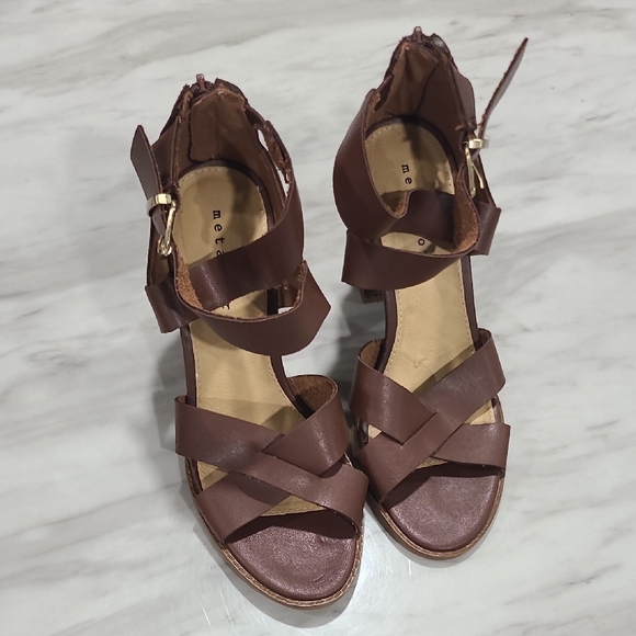 Metaphor Dark Brown Strappy Heels - Picture 1 of 4